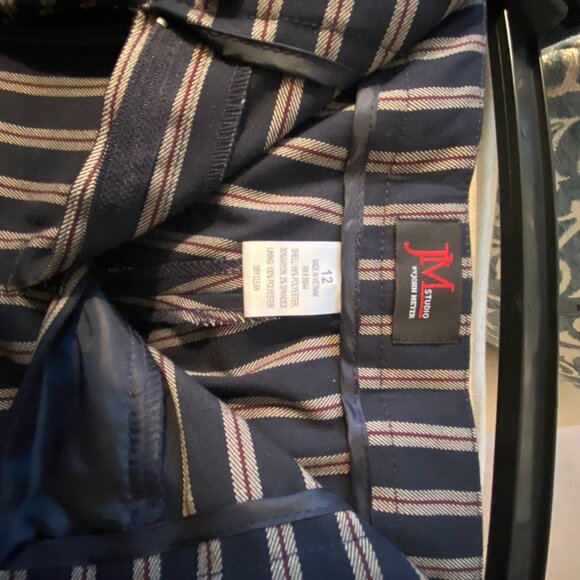 John Meyer Size 12 Ladies Pin striped Suit - Picture 12 of 14